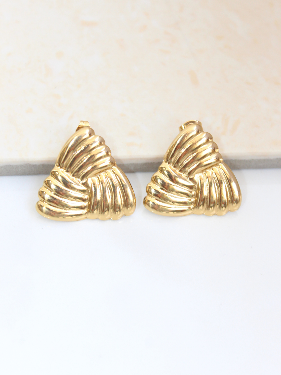 Chunkey Metallic Earring