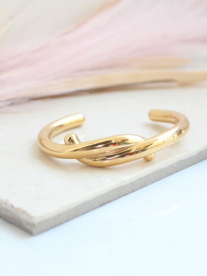 Chunky Bow Cuff Bangle