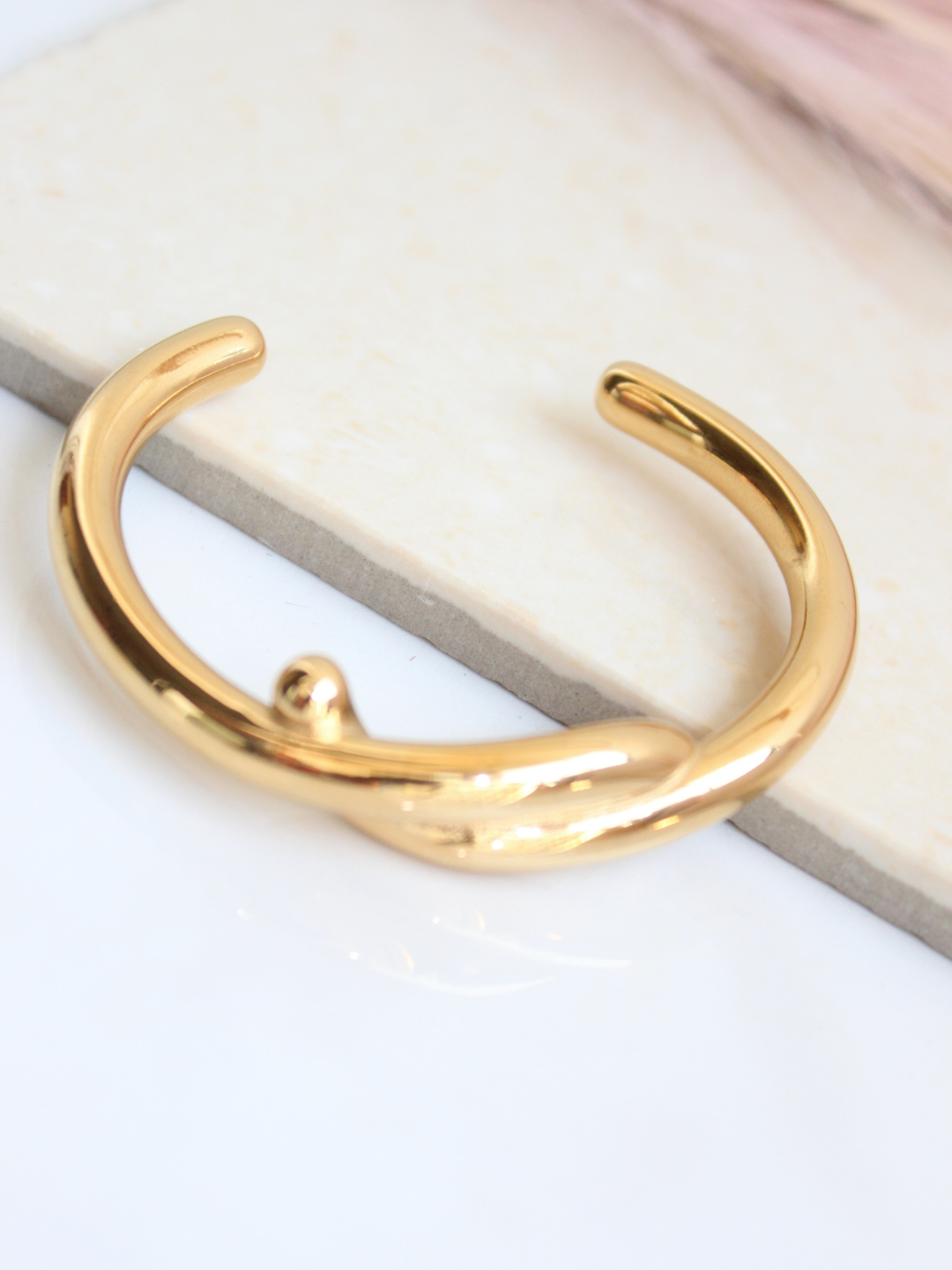 Chunky Bow Cuff Bangle